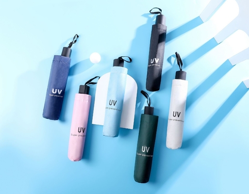 Parapluie extérieure pliable en vinyle X302 UV sur mesure pour les jours ensoleillés et pluvieux
