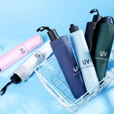 Parapluie extérieure pliable en vinyle X302 UV sur mesure pour les jours ensoleillés et pluvieux