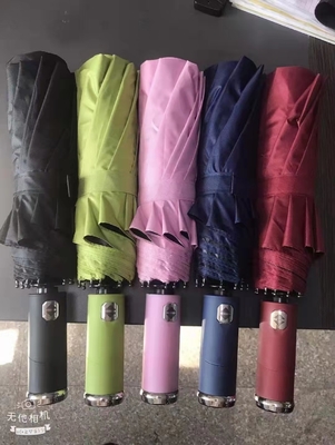 Publicité / parapluie cadeau avec lampe de poche LED réfléchissante et commodité de pliage automatique