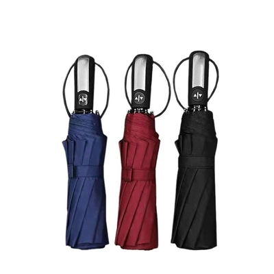 Parapluie à trois couches résistant au vent et aux UV pour la protection contre le vent et la pluie