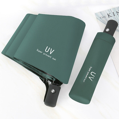Des côtes d'acier personnalisées Un parapluie pliable personnalisé avec logo imprimé Diamètre ouvert 95cm
