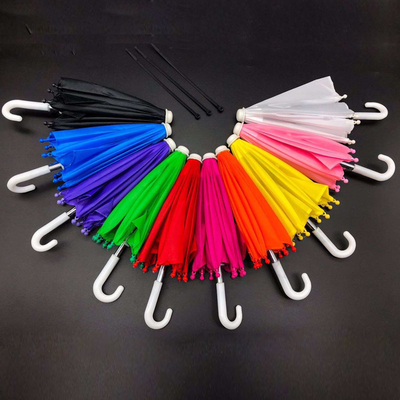 Publicité Mini parapluie de poche à motif droit et à poignée en plastique J