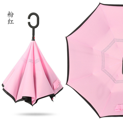 Parapluie inverse compacte avec poignée en forme de C et arbre métallique recouvert de noir