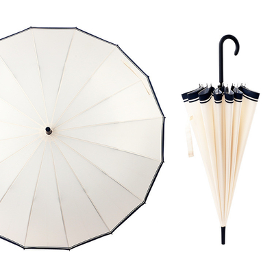 Parapluie de golf 16k style japonais et coréen en noir et blanc pour un design minimaliste