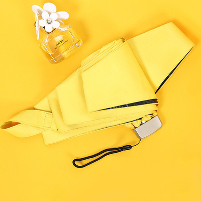 Expédition directe Couche UV noire Pongee Mini Capsule parapluie de poche pour la protection solaire
