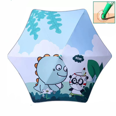 Cute dessin animé parapluie pour enfants avec poignée longue et fonctionnalité de patin à roulettes automatique