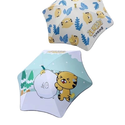 Cute dessin animé parapluie pour enfants avec poignée longue et fonctionnalité de patin à roulettes automatique