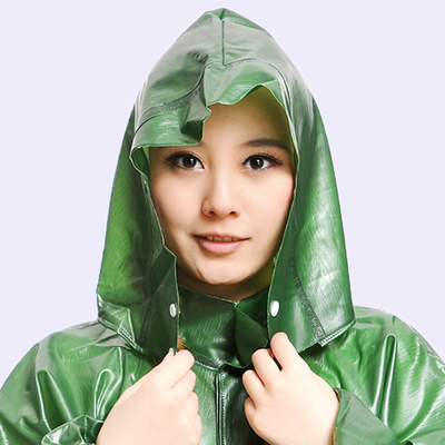 Saison des pluies Essentiel en caoutchouc personnalisé Vert Adultes manteau de pluie des fabricants chinois