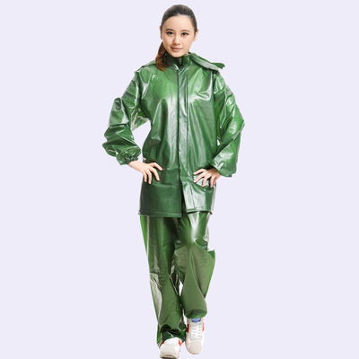 Saison des pluies Essentiel en caoutchouc personnalisé Vert Adultes manteau de pluie des fabricants chinois