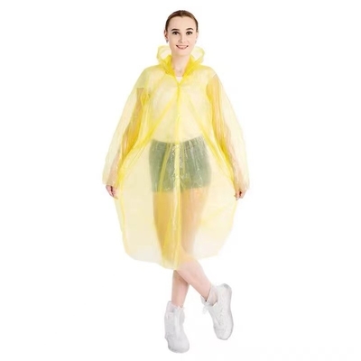 Produit RAINWEAR Couverture de pluie jetable pour les voyages en plein air pendant la saison des pluies