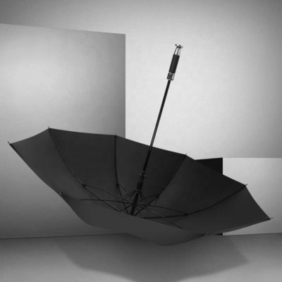 Un parapluie de golf de 27 pouces personnalisé personnalisé avec des impressions de logo