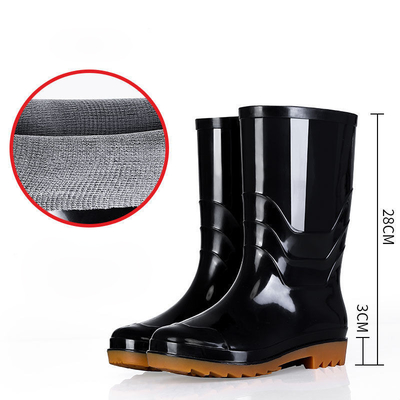 Bottes de pluie pour hommes en plastique de couleur personnalisée et de matériau durable