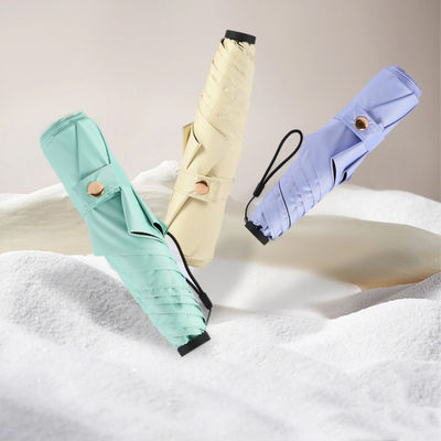 Parapluie en fibres de carbone pour adultes légère et portable triple pli