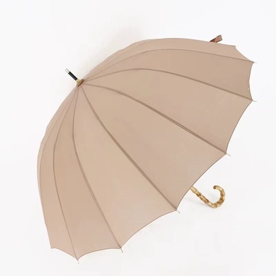 Parapluie de golf RPET multi-couleurs pour les occasions de voyage et les équipements de pluie