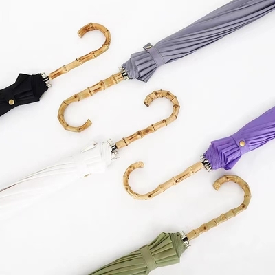 Parapluie de golf RPET multi-couleurs pour les occasions de voyage et les équipements de pluie