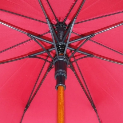 Auto-ouverture du parapluie à bâton en fibre de verre avec poignée en bois et conception personnalisée