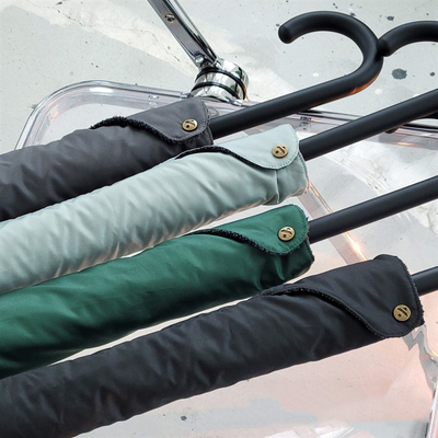 Parapluie à poignée en fibre de carbone à double usage pour la publicité et le parapluie pour le golf sous la pluie