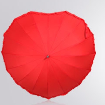 Parapluie de fête pour adultes avec logo personnalisé et design unique en forme de cœur