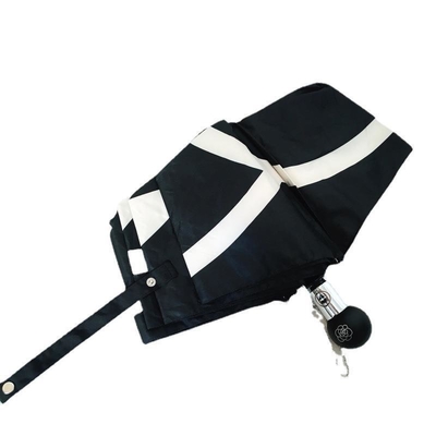 Restez protégé dans le style Camellia Protection UV parapluie triple pour les femmes coréennes