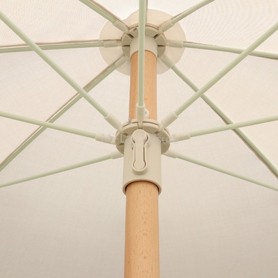 Cadre en aluminium UV Protège le soleil Parasol extérieur Parapluie de jardin avec logo personnalisé et frange