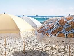 Cadre en aluminium UV Protège le soleil Parasol extérieur Parapluie de jardin avec logo personnalisé et frange