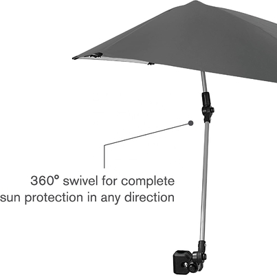 Utilisation de la plage en plein air Sport Versa Parapluie avec SPF 50 et pinceau universel