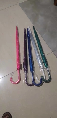 Produit de parapluie en plastique Auto Open Parapluie Personnalisé Direct POE Parapluie clair