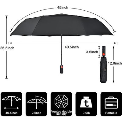 Un parapluie pliable pour hommes avec manche de pneu et un design respirant allemand