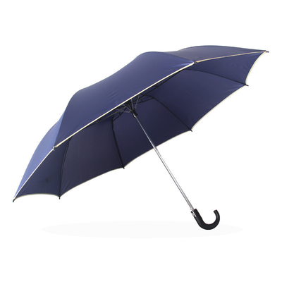 Un parapluie pliable de 27 pouces semi-auto ouvert en forme de J