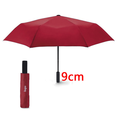 Parapluie triple pliable en polyester 210T avec poignée en plastique ABS et tissu étanche