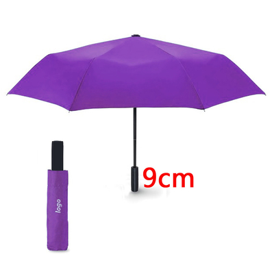 Parapluie triple pliable en polyester 210T avec poignée en plastique ABS et tissu étanche