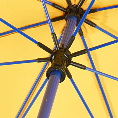 Parapluie à double usage étanche au vent avec arbre métallique et poignée de liège imprimée de logo personnalisé
