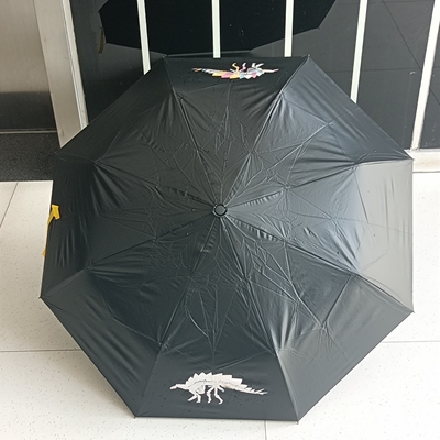 Parapluie pliable d'impression sur mesure avec fonction de changement de couleur magique et cadre en acier