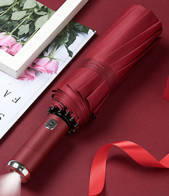 Pour adultes, parapluie à lampe de poche à LED étanche au vent avec matériau de panneau Pongee et cadre solide