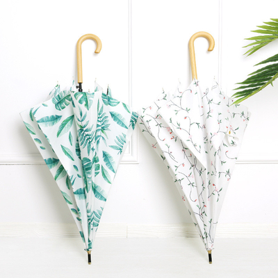 Design frais feuille de cerisier poignée en bois parapluie droite automatique ouverte imperméable à l'eau parapluie de mode